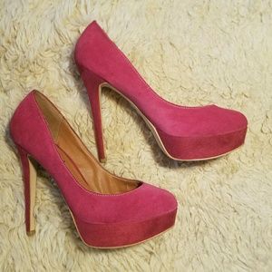 Colin Stuart pink suede heels